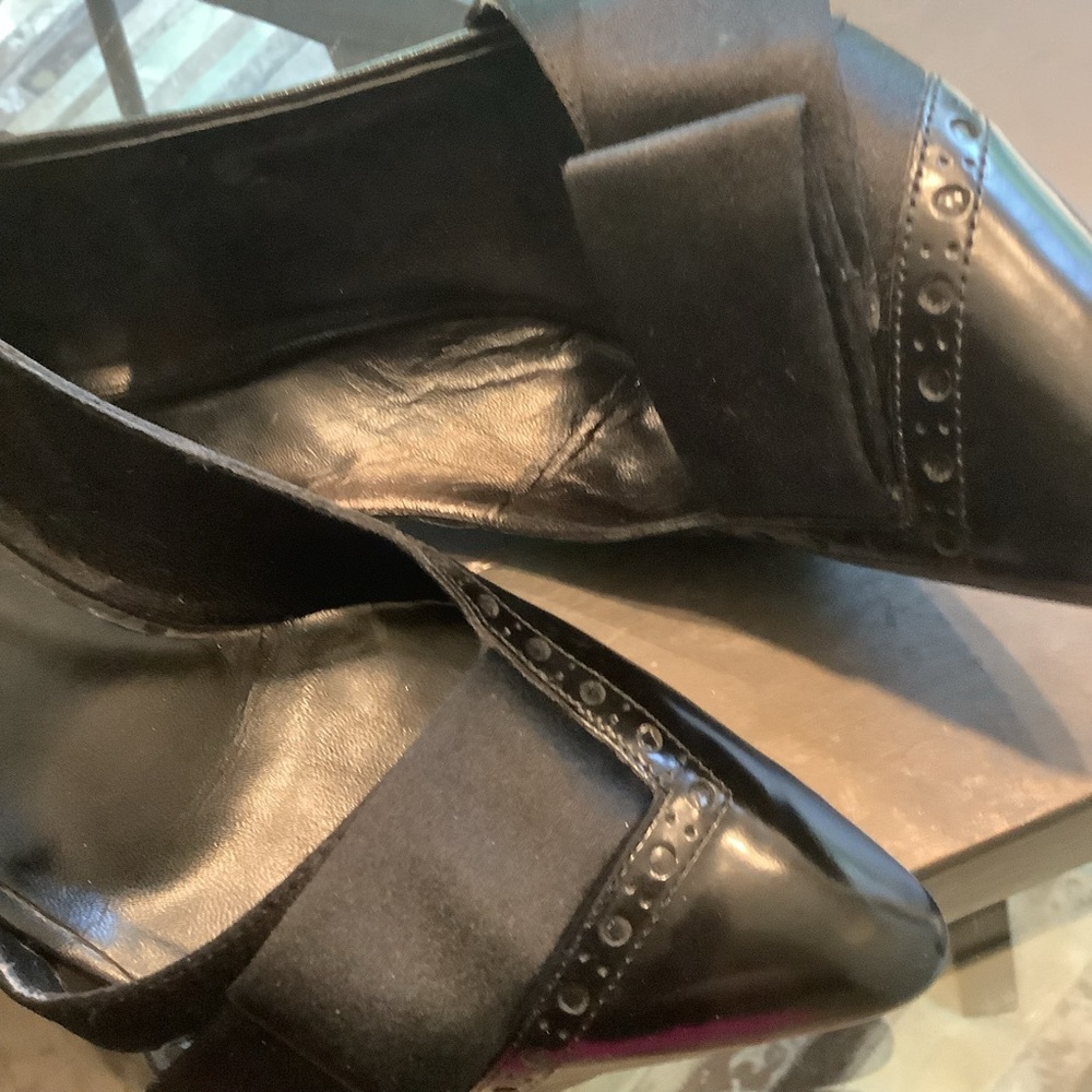 Black Gucci Stiletto pump - Picture 5 of 6